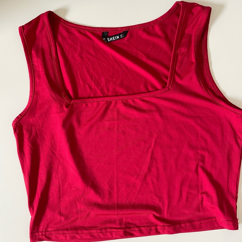 Shein red cropped tank top LARGE